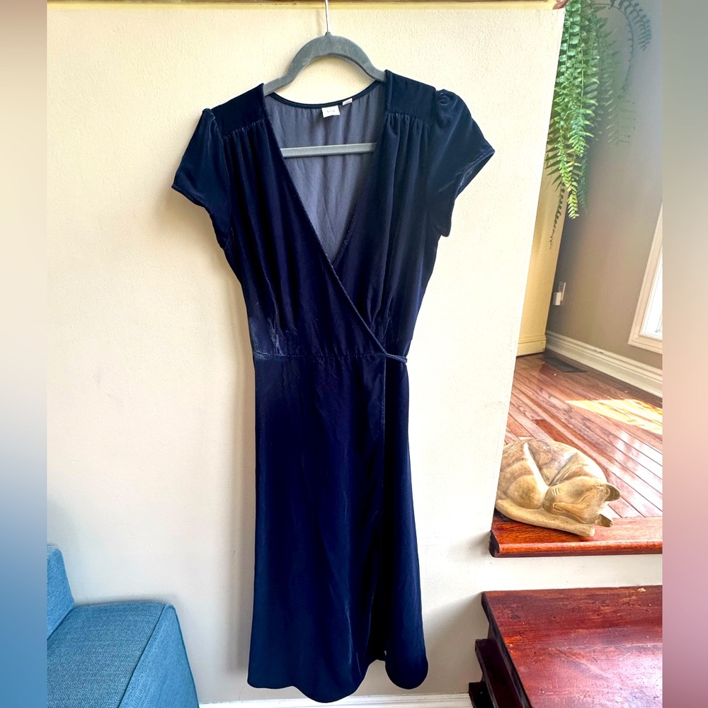Navy blue velvet Gap midi wrap dress